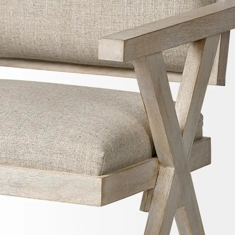 Chaise de salle à manger en bois de manguier avec assise en tissu crème et finition blanchie