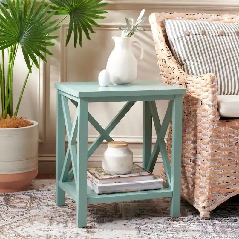 Table d'appoint en bois avec piètement en X ouvert et étagère de rangement inférieure