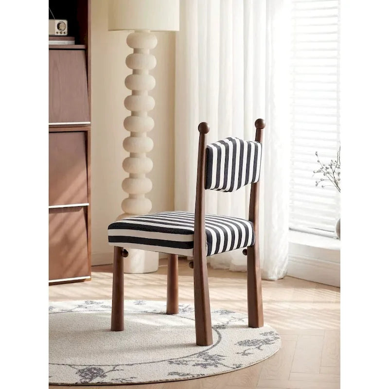 Chaise de salle à manger Wave avec dossier décoratif à boules