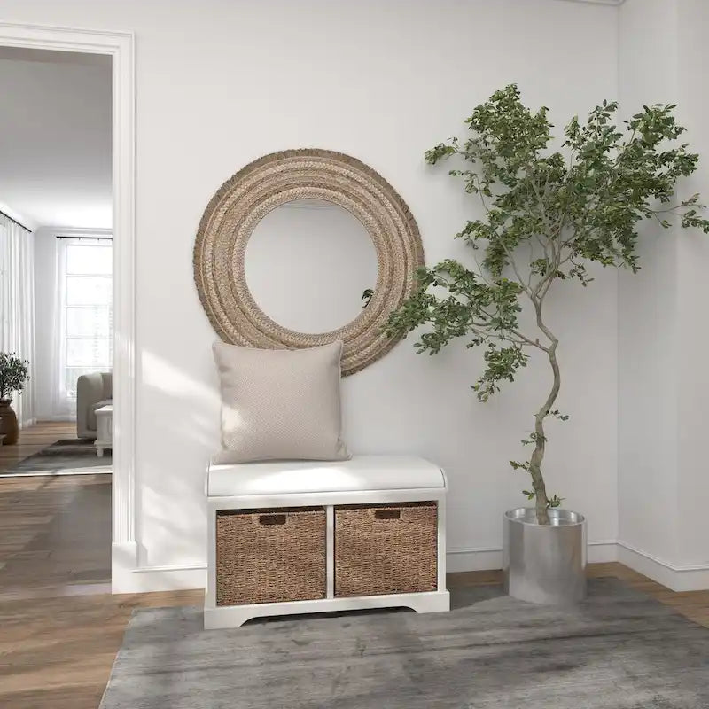 Banc de rangement en bois avec paniers en osier et siège capitonné