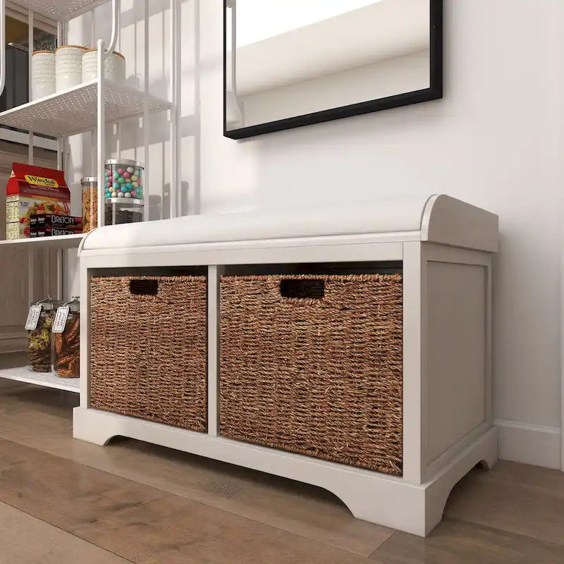 Banc de rangement en bois avec paniers en osier et siège capitonné